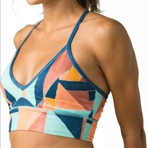 Nwt prAna Tyrner Sports Bra lightly-padded sz M